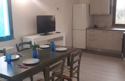 Cabras Apartamento | Modern and Cozy Holiday Home 5 min from the nearest beach