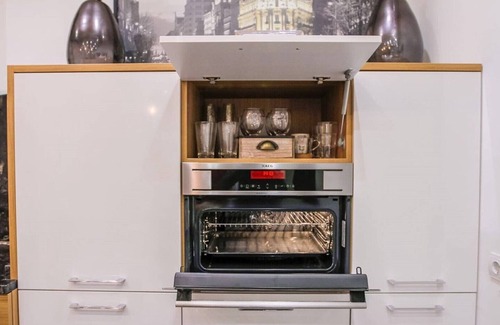 Ibiza Apartamento | Moderno y Acogedor Frente al Parque del Retiro