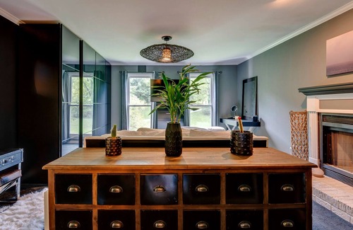 Brentwood Casa | Modern and Eclectic Getaway in Brentwood Tennessee