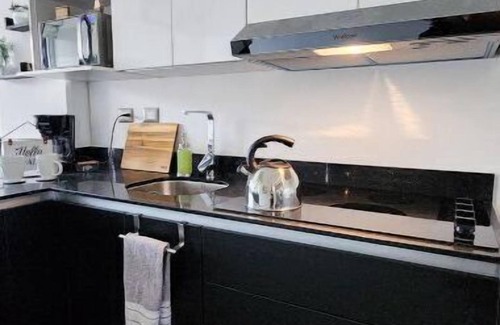 Zona 16 Apartamento | Modern and Comfortable Apartment In front of Cayala