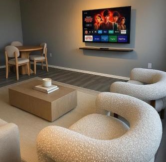 Downtown Hartford Apartamento | Modern and Harford Center 1-BR Near XLCenter and ConventionCenter