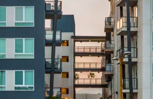 Glendale Apartamento | Modern and Lavish apartment