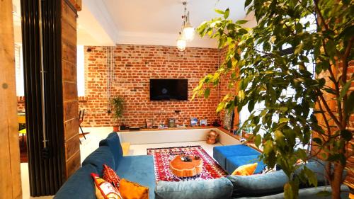 Sofia City Center Apartamento | Modern and Spacious 3-Bedroom Entire House