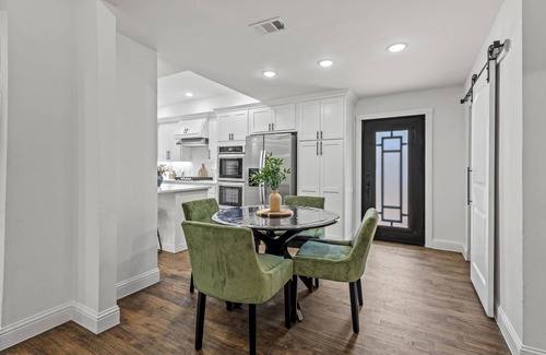 Lake Highlands Casa | Modern and Spacious - 4 Bedroom, 3.5 Bath, PLUS Office in Dallas