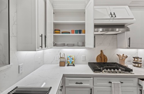Lake Highlands Casa | Modern and Spacious - 4 Bedroom, 3.5 Bath, PLUS Office in Dallas