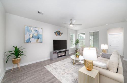 Rosenberg Casa | Modern and Spacious 4BR Home in Rosenberg, TX