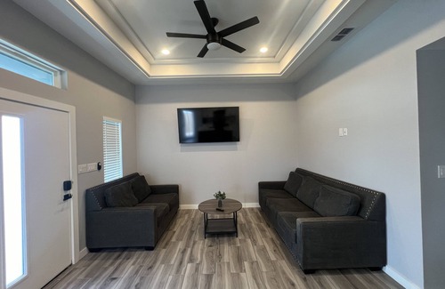 Brownsville Casa | Modern and Spacious Home near SpaceX, Port of Brownsville and Boca Chica Beach