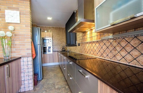 Can Vinyals Villa | ¡Moderno y espacioso con piscina privada cerca de BCN!