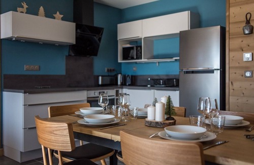 La Toussuire Apartamento | Apartamento moderno y acogedor en las pistas.