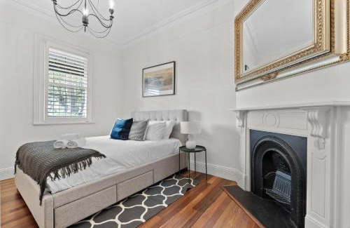 Annandale Casa | Modern Annandale Home