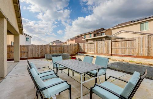 Antelope Casa | Modern Antelope Home 14 Mi to Downtown Sacramento