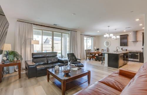 Antelope Casa | Modern Antelope Home 14 Mi to Downtown Sacramento