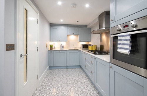 Leamington Spa Casa | Modern Apartment in Leamington Spa City centre