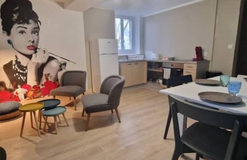 Aire-sur-l'Adour Apartamento | Modern apartment