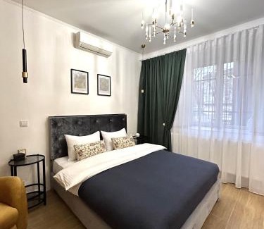 Lviv City Center Apartamento | Modern Apartment, 100m to Opera