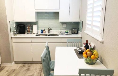 Solana Apartamento | Modern Apartment - 2 of 4