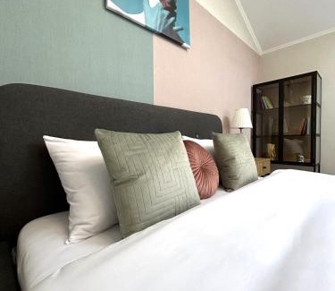 Lviv City Center Apartamento | Modern Apartment, 5mins to Rynok Square