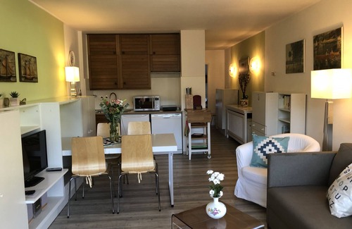 Bad Hofgastein Apartamento | ¡Apartamento moderno en una ubicación céntrica y tranquila de Bad Hofgastein! Con balcon!