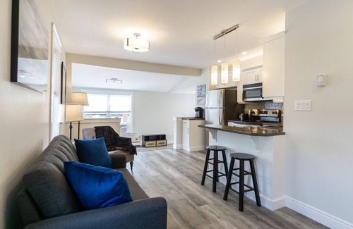 Charlottetown Apartamento | The Elm - Apartamento moderno, Suite 1
