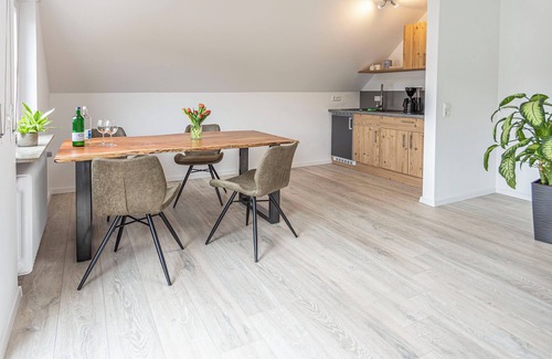 Glatt Apartamento | Modern apartment in a quiet location with a view of the Glatt moated castle