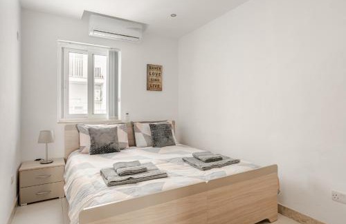 Sliema Apartamento | Modern apartment direct access to Sliema beaches