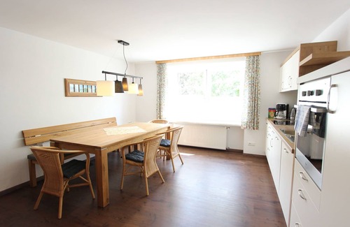 Fieberbrunn Apartamento | Apartamento moderno en Fieberbrunn con sauna