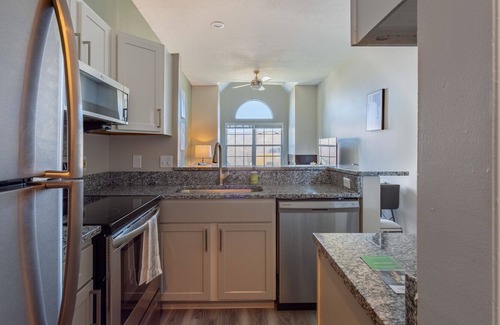 Wayne Apartamento | Modern Apartment in Prime Location (ID1193X713)