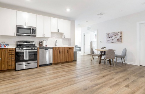 Bala-Cynwyd Apartamento | Modern Apartment in Prime Location (ID1971X10)