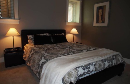 Kitsilano Apartamento | Modern Apartment in Beautiful Kitsilano