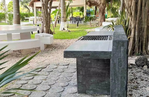 Jacinto Pat Apartamento | Modern Apartment in Cancun! Family condo with pool