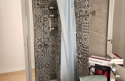 Leon Apartamento | Modern Apartment in León- 5 min from Train station