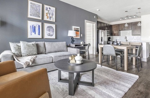Barker Apartamento | Modern Apartment in Prime Location (ID1243X191)
