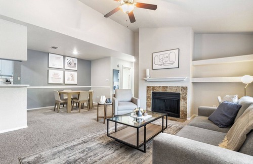 Wells Branch Apartamento | Modern Apartment in Prime Location (ID9130X25)