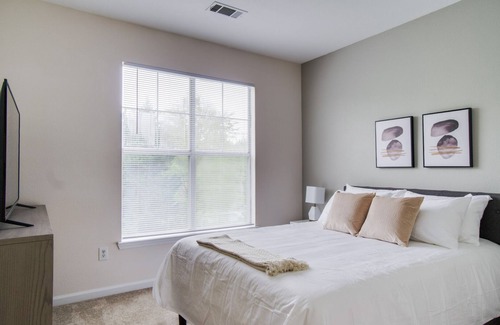 Durham Apartamento | Modern Apartment in Prime Location (ID7304)