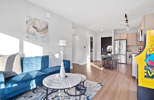 Compton Heights Apartamento | Modern Apartment in St. Louis! Pool! Free Parking! Gym!