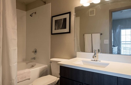 Cedar Park Apartamento | Modern Apartment in Prime Location (ID2796X70)