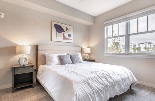 Biggar Apartamento | Modern Apartment in Prime Location (ID8083X55)