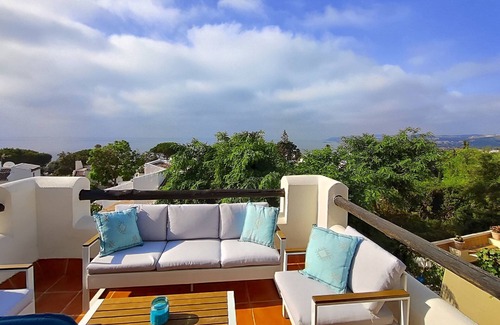 Bahia de Casares Apartamento | Moderno apartamento en Vista Bahía