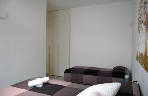 Bulciago Apartamento | Modern Apartment Luci & Stelle near Lake Como