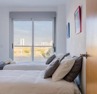 Moncofar Apartamento | Modern Apartment: Moncofa Beachside Oasis