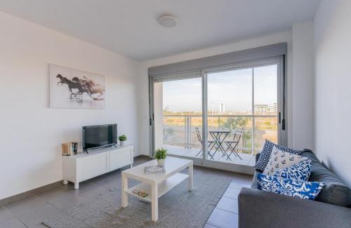 Moncofar Apartamento | Modern Apartment: Moncofa Beachside Oasis