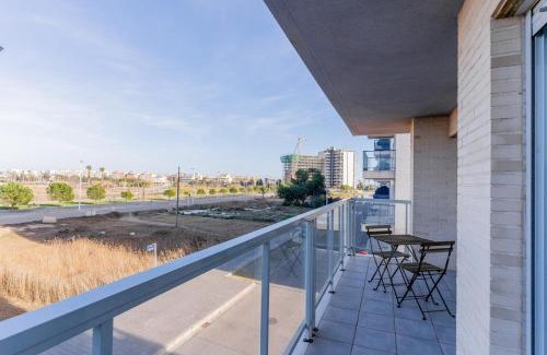 Moncofar Apartamento | Modern Apartment: Moncofa Beachside Oasis
