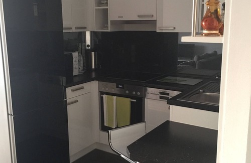 Kaisermuhlen Apartamento | Apartamento moderno cerca de UNO y AUSTRIA CENTRE