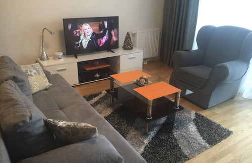 Kaisermuhlen Apartamento | Apartamento moderno cerca de UNO y AUSTRIA CENTRE