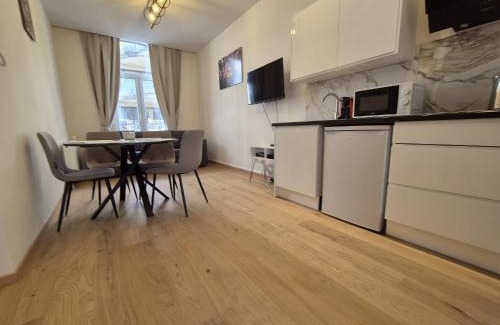 Chatelain Apartamento | Modern apartment near Avenue Louise