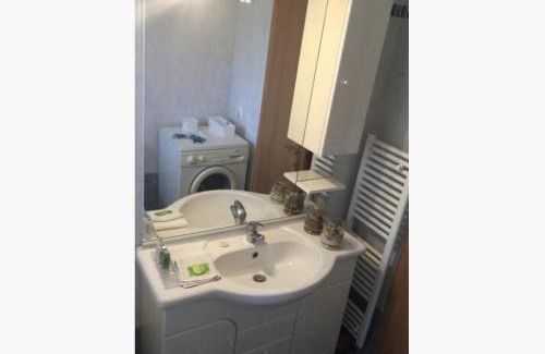 Agia Paraskevi Apartamento | MODERN APARTMENT NEXT TO SUBWAY