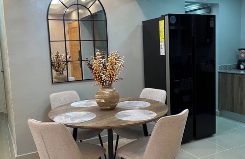 La Caleta Apartamento | Modern apartment only 5 minutes from the airport and 10 from the beach