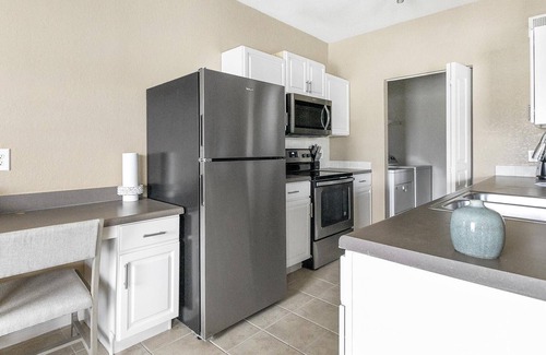 Pinellas Park Apartamento | Modern Apartment in Prime Location (ID1403X079)