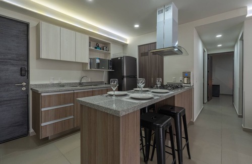 Tlajomulco de Zuniga Apartamento | Modern Apartment with Terrace and Pool Access
