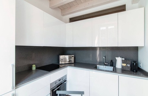 Morcote Apartamento | Moderno apartamento con vistas al lago en Morcote (Balcone sul Lago)